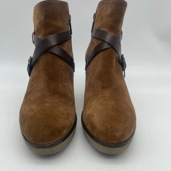 ANDRE ASSOUS Pamie Suede Leather Wedge Booties - Picture 2 of 8